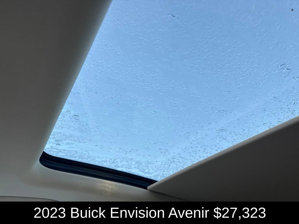 Used 2023 Buick Envision Avenir AWD/4WD image 33