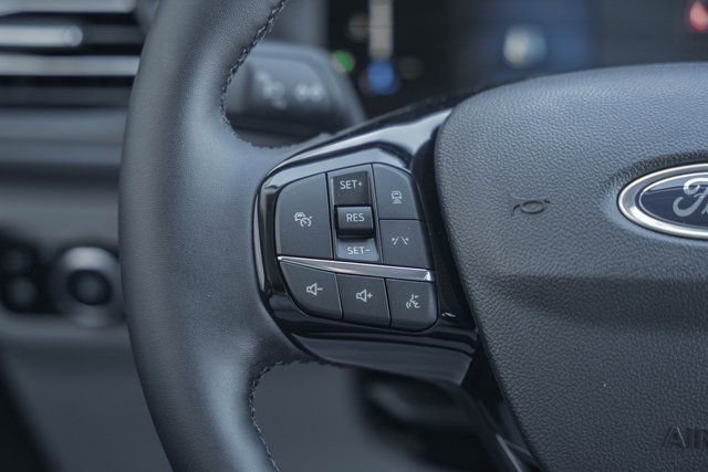 New 2026 Ford Escape SE w/ Class II Trailer Tow Package image 39