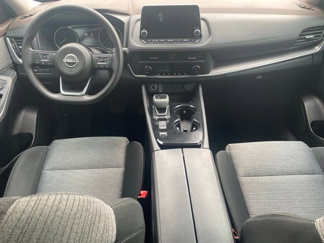 Used 2023 Nissan Rogue SV image 17