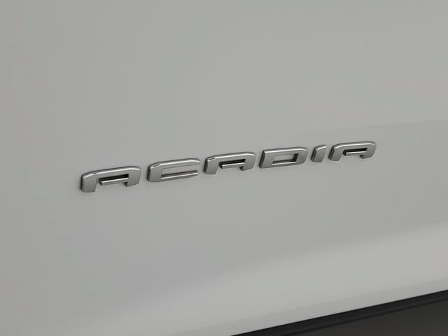 Used 2025 GMC Acadia Elevation FWD image 8