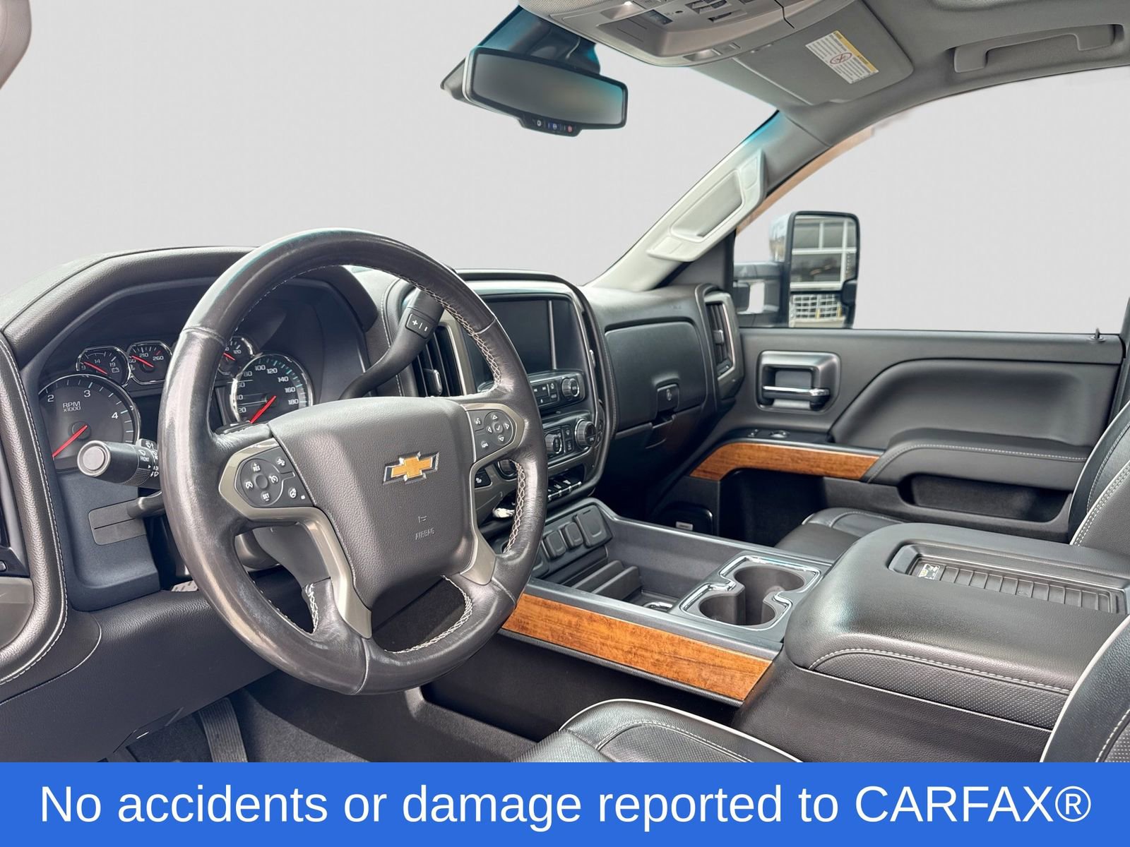Used 2019 Chevrolet Silverado 2500 High Country image 2