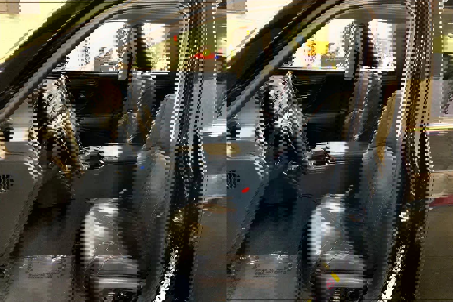 Used 2019 Lexus ES 350 w/ Luxury Package image 7