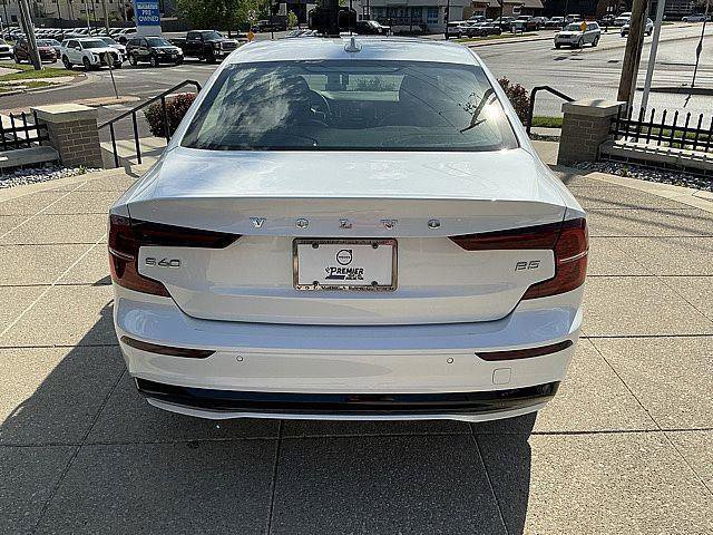 Certified 2023 Volvo S60 B5 Plus w/ Climate Package FWD image 9