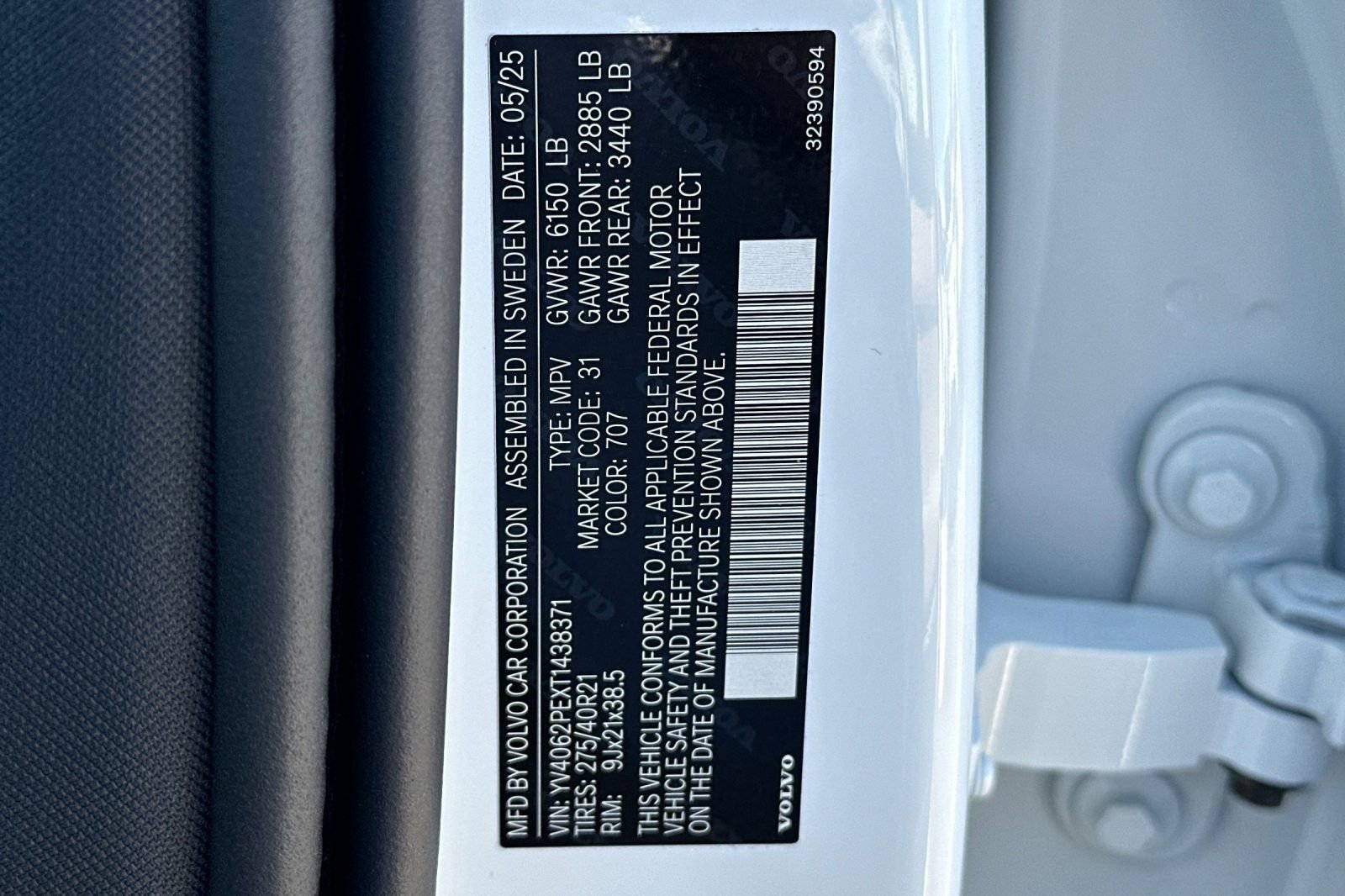 New 2026 Volvo XC90 B6 Plus w/ Protection Package Premier image 28