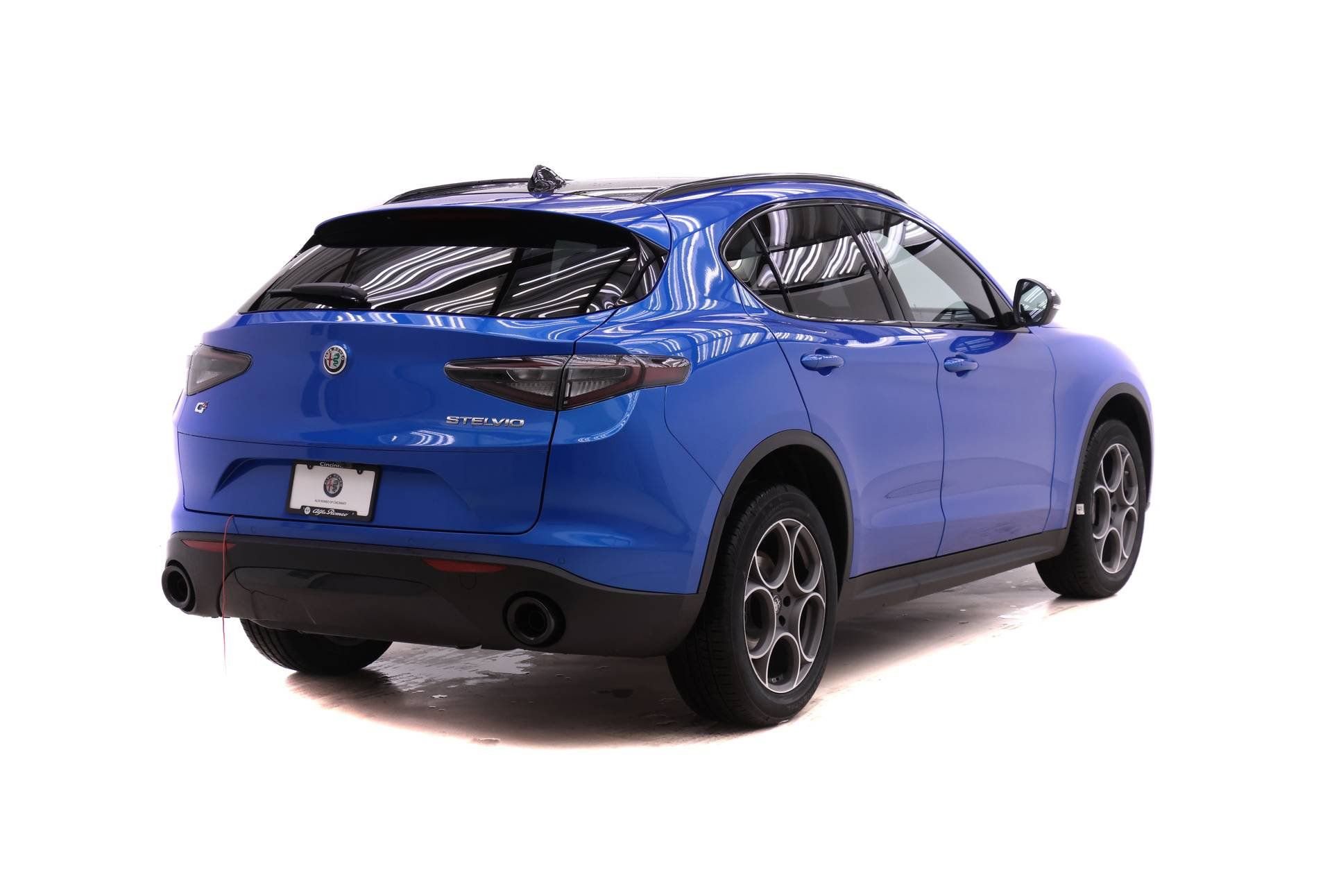 New 2026 Alfa Romeo Stelvio Sprint image 4