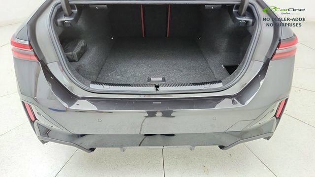 Used 2024 BMW i5 eDrive40i w/ M Sport Package image 14