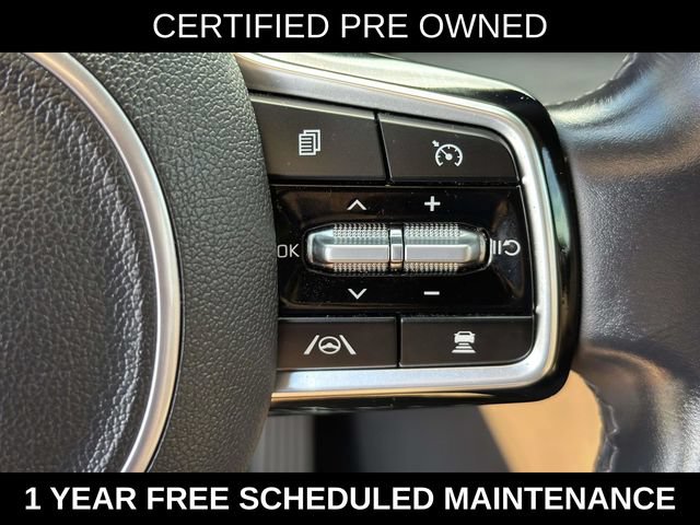 Used 2024 Kia Carnival EX FWD image 25