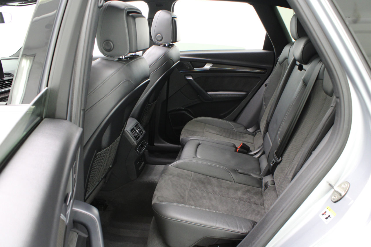 Used 2020 Audi SQ5 Premium Plus w/ Premium Plus Package image 38