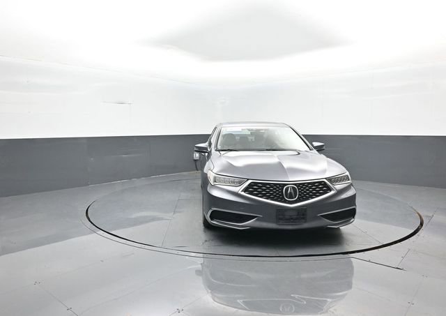 Used 2018 Acura TLX w/ Technology Package image 2