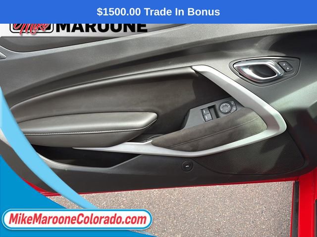 Used 2018 Chevrolet Camaro SS image 13