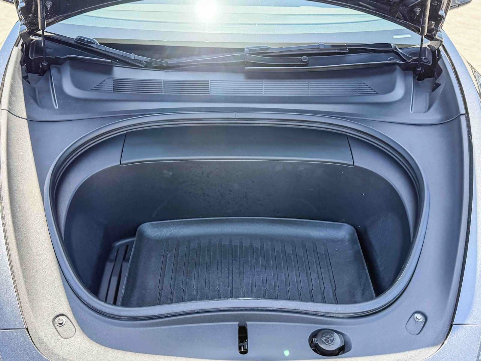 Used 2024 Tesla Model 3 Long Range AWD/4WD image 27