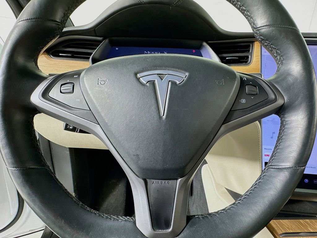 Used 2020 Tesla Model X Long Range image 49