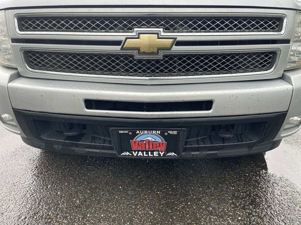 Used 2013 Chevrolet Silverado 1500 LTZ w/ LTZ Plus Package image 26