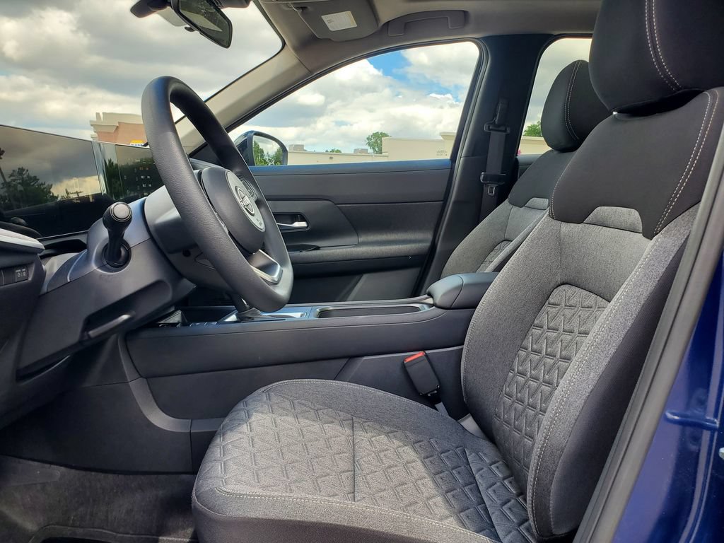 New 2026 Nissan Kicks SV w/ SV Premium Package AWD/4WD image 15