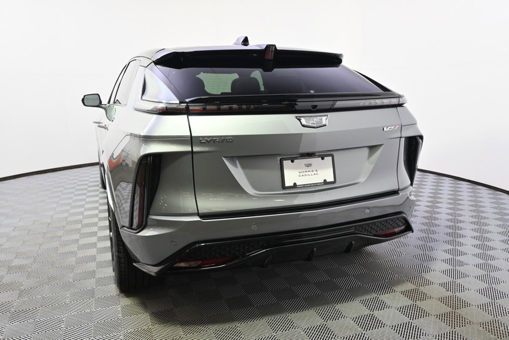 New 2026 Cadillac Lyriq V image 4