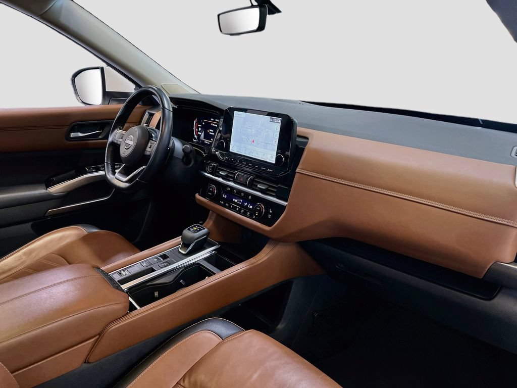 Used 2023 Nissan Pathfinder Platinum FWD image 31