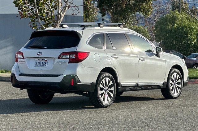 Used 2019 Subaru Outback 3.6R Touring image 4