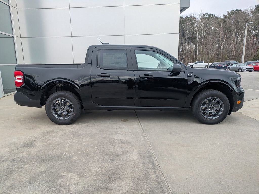 New 2026 Ford Maverick XLT image 3