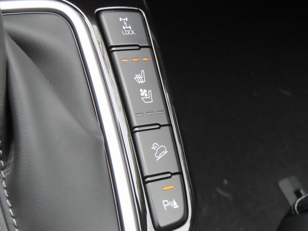New 2026 Kia Seltos SX image 11