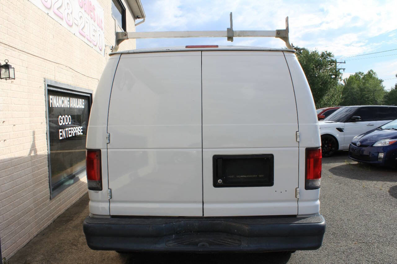 Used 2012 Ford E-250 and Econoline 250 image 8