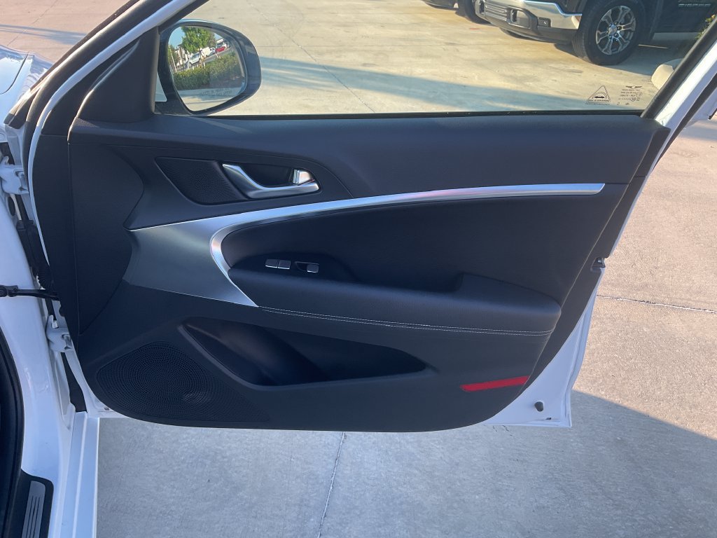 Used 2026 Genesis G70 2.5T AWD/4WD image 16