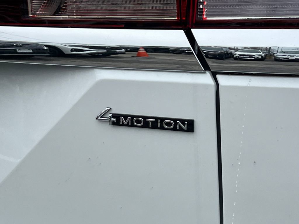 New 2026 Volkswagen Atlas SEL Premium R-Line image 6