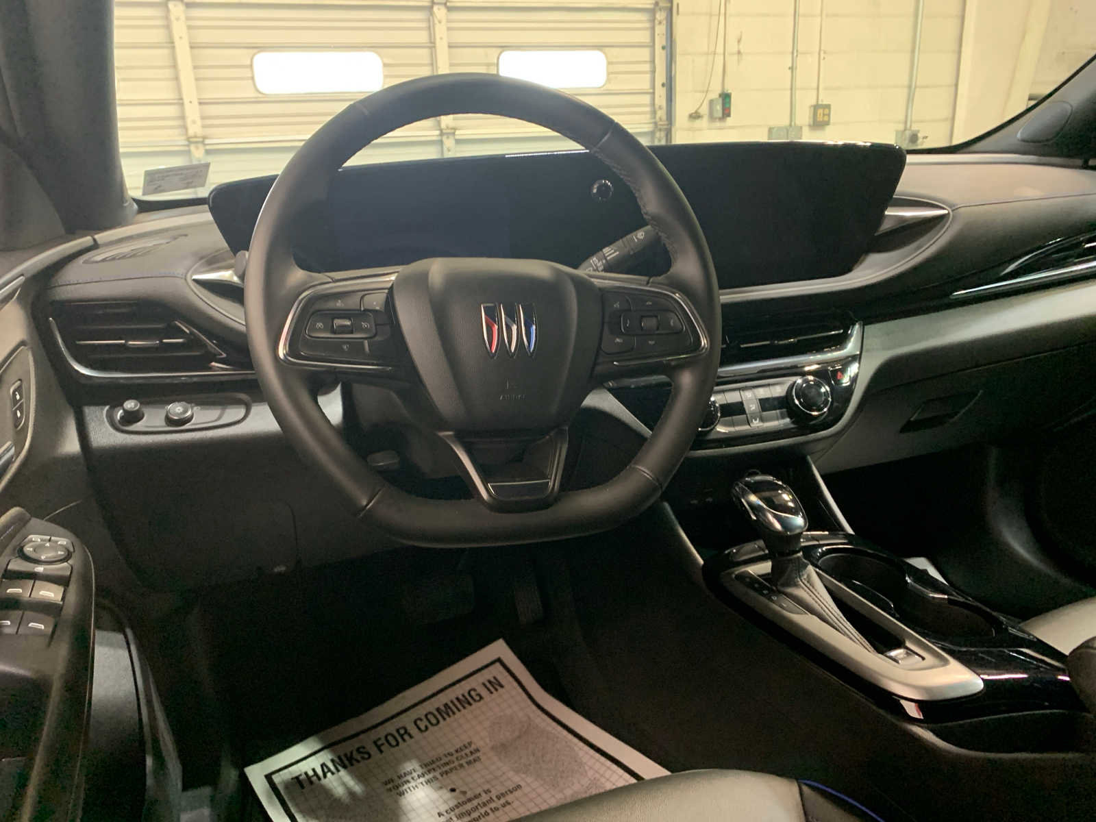 Used 2025 Buick Envista Sport Touring image 4