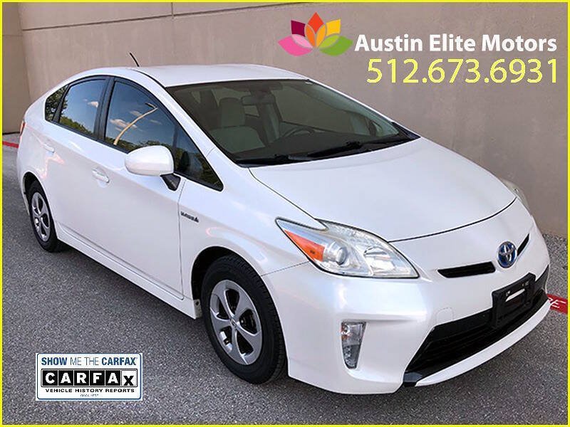 Used 2015 Toyota Prius Two FWD image 1