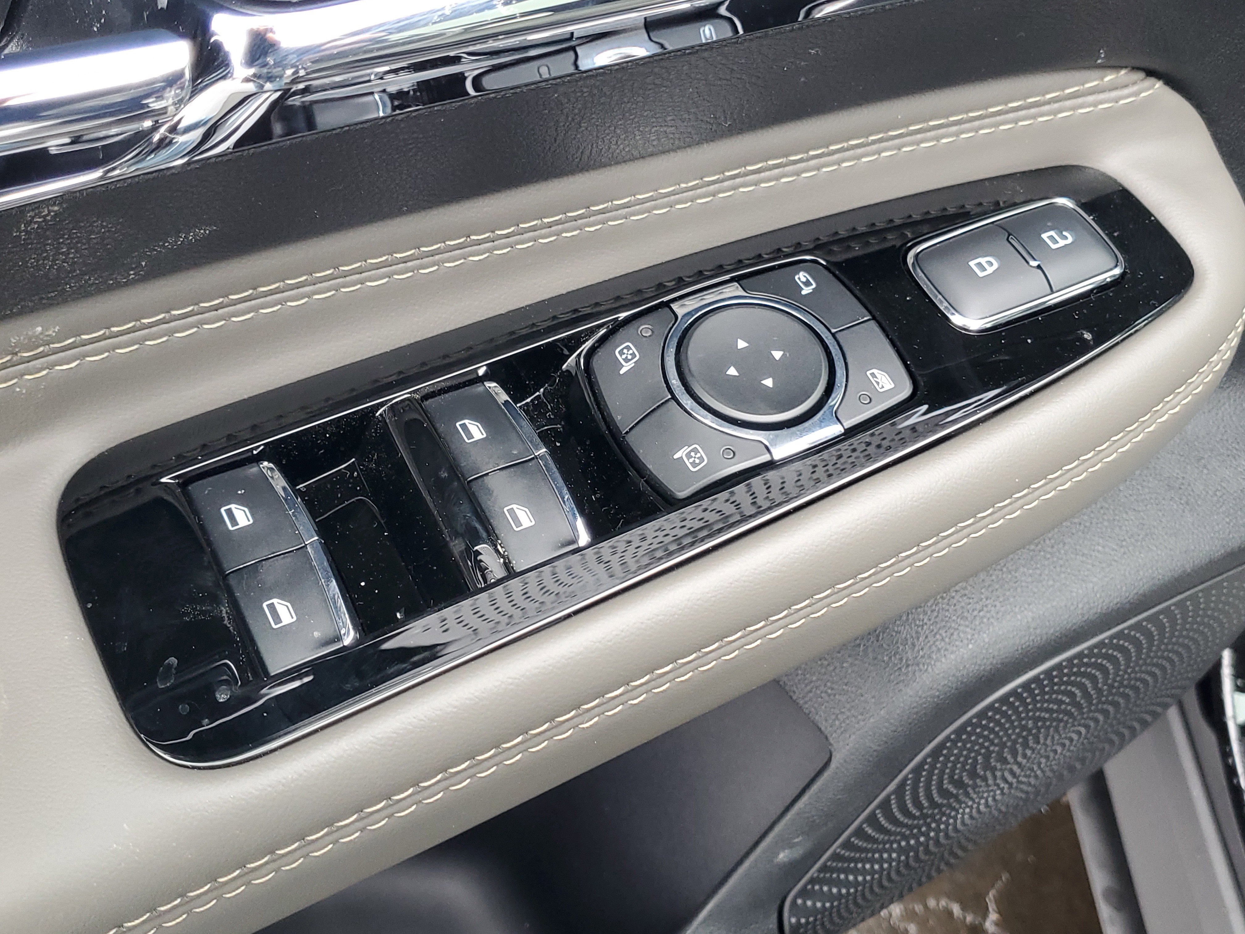 New 2026 Lincoln Corsair Premiere image 10