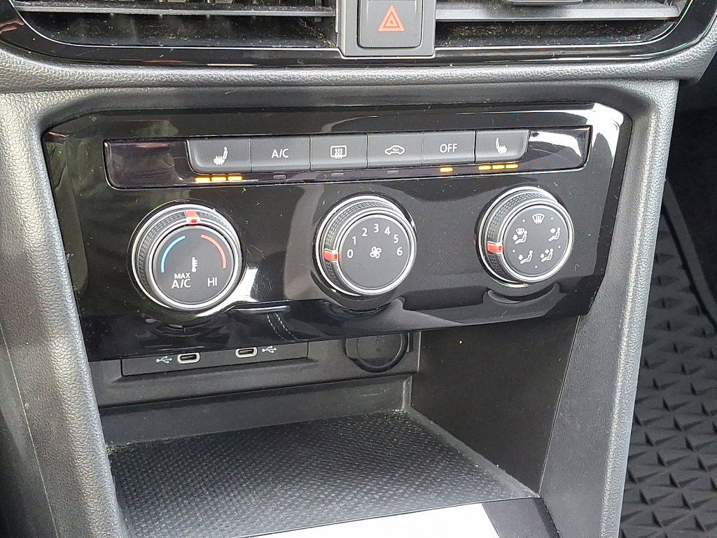 Used 2023 Volkswagen Taos S image 29