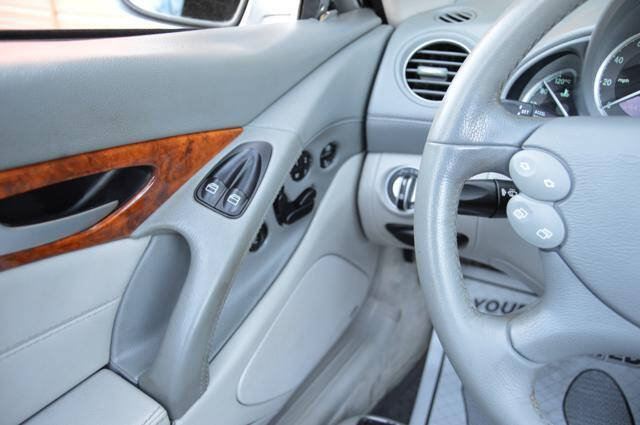 Used 2005 Mercedes-Benz SL 500 image 44