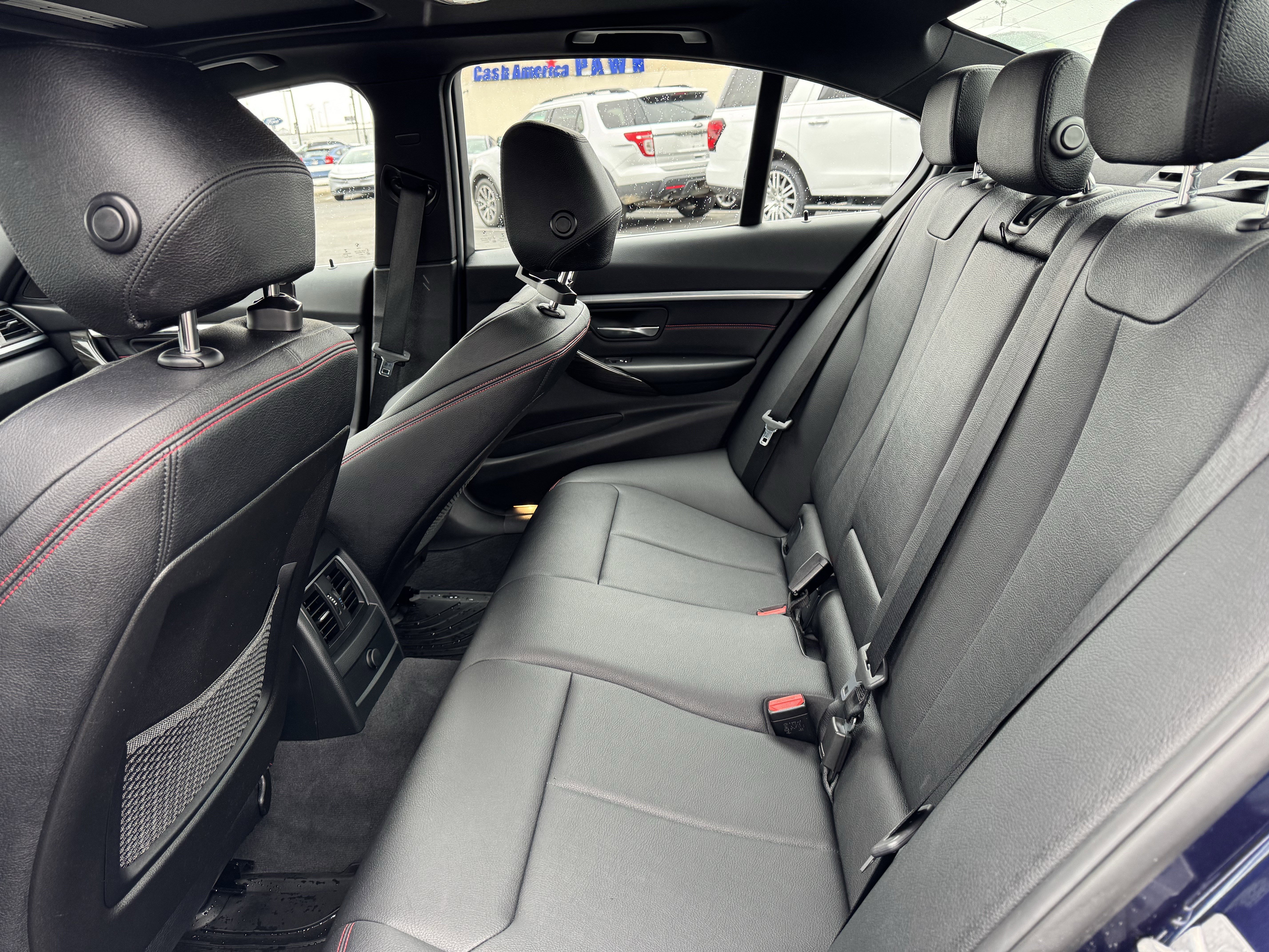 Used 2017 BMW 330i xDrive Sedan image 34