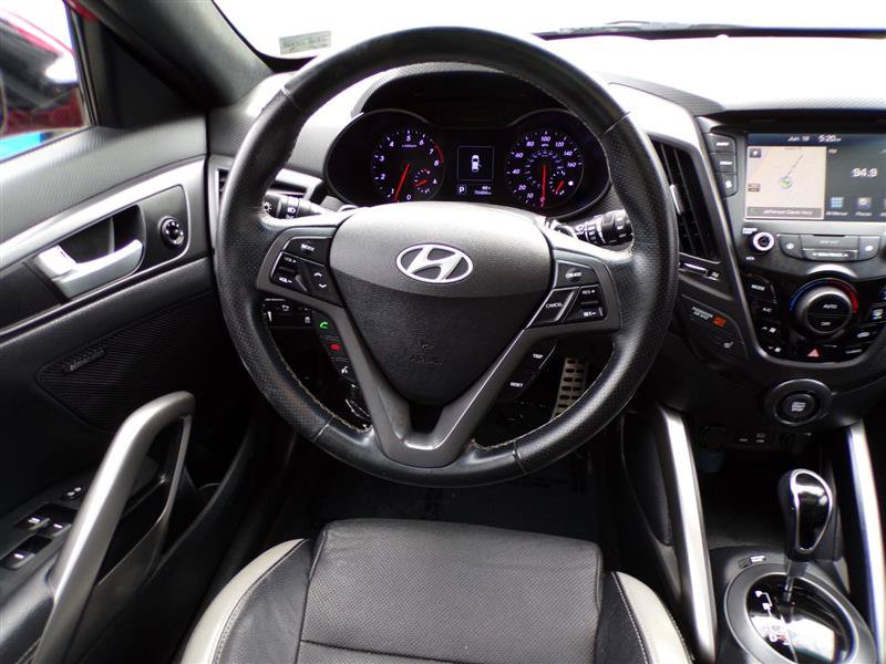 Used 2016 Hyundai Veloster Turbo w/ Option Group 04 FWD image 28