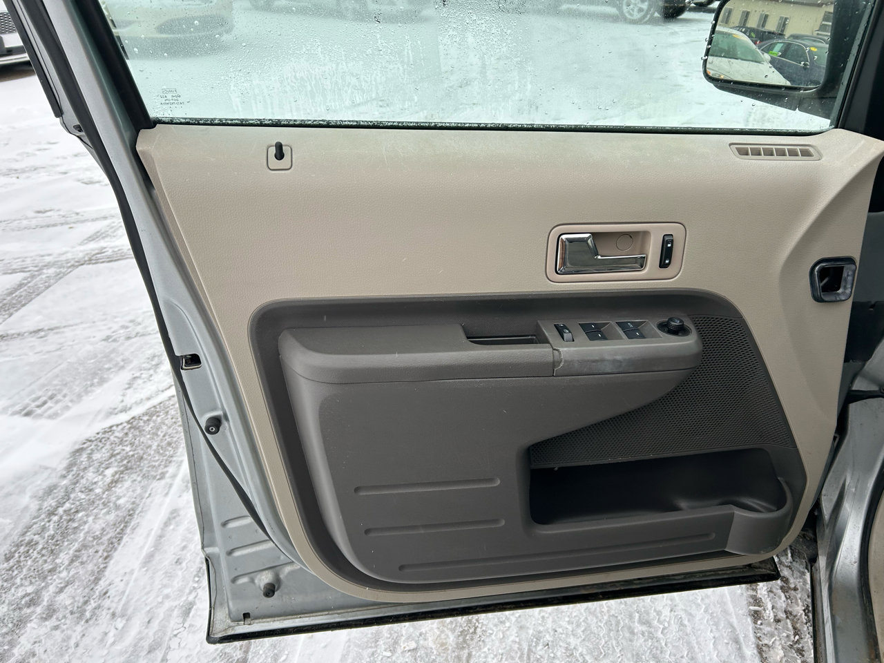 Used 2007 Ford Edge SE image 14