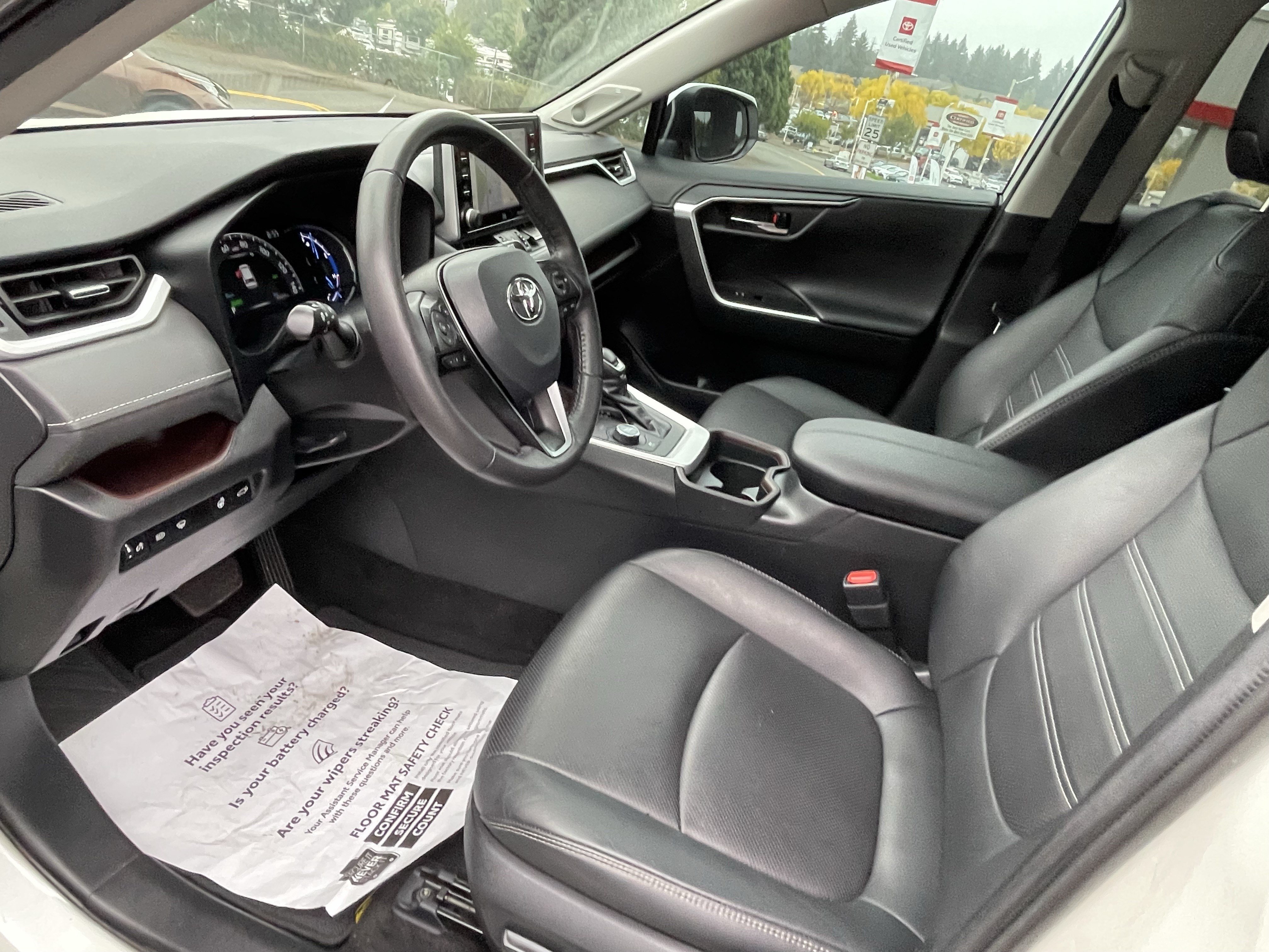 Certified 2021 Toyota RAV4 Limited w/ Limited Grade Weather Package AWD/4WD image 9