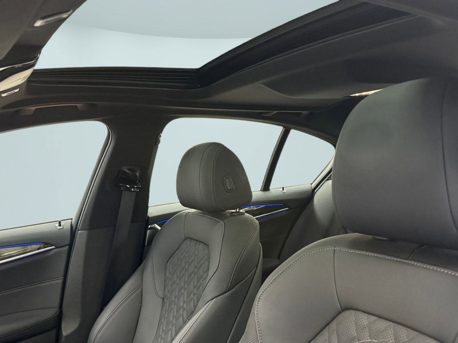 Used 2023 BMW 530i xDrive w/ M Sport Package image 13