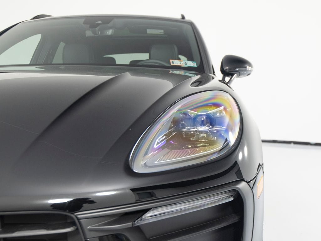 New 2026 Porsche Macan AWD/4WD image 36