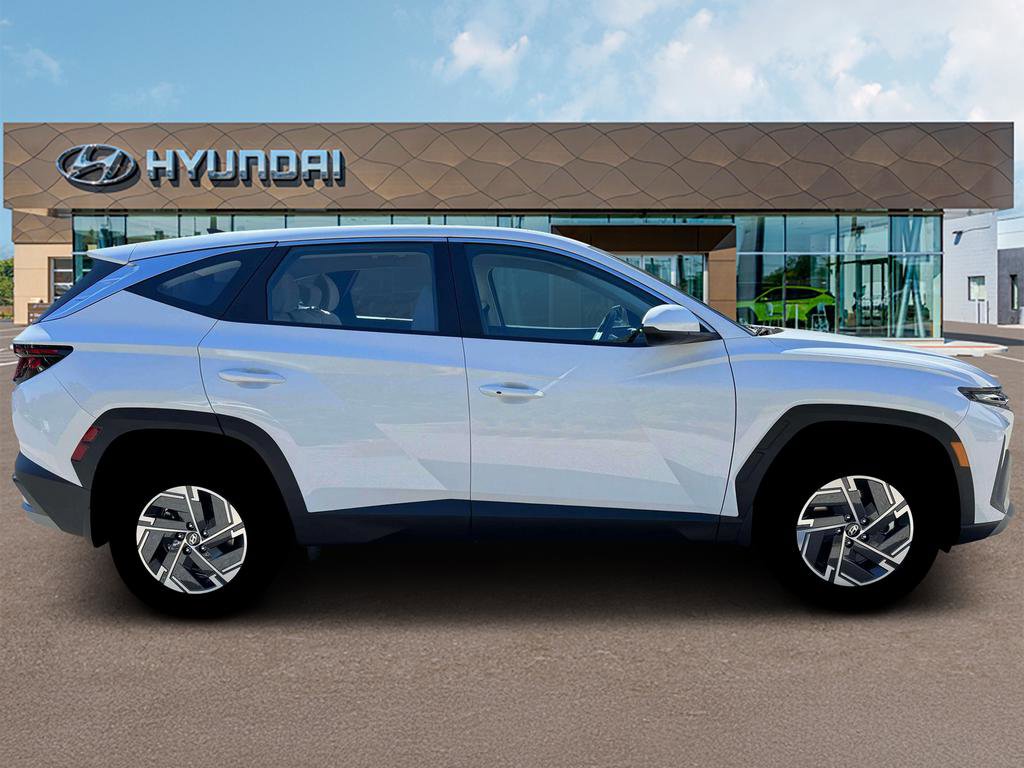 New 2026 Hyundai Tucson Blue SE AWD/4WD image 9