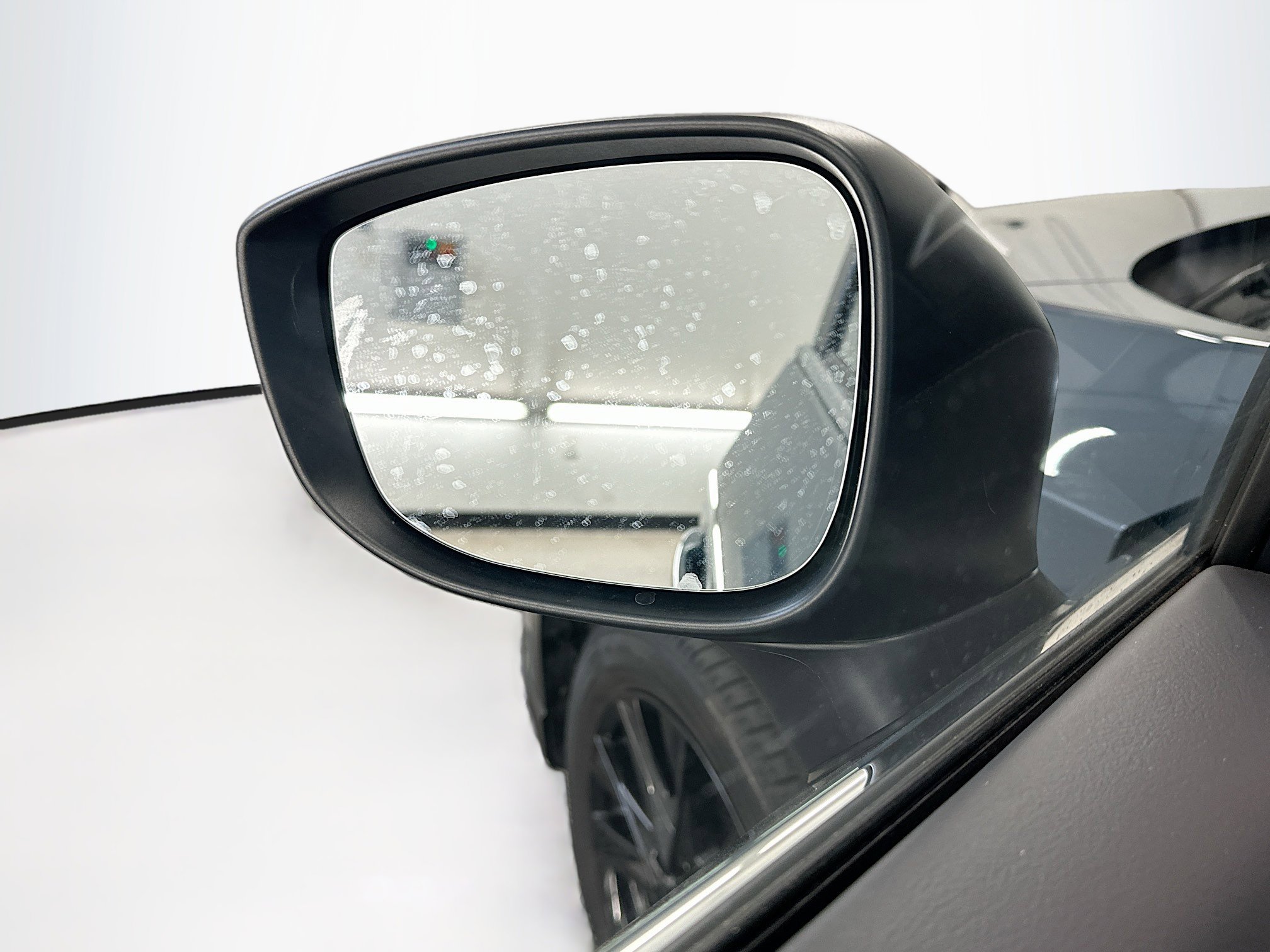 Used 2025 MAZDA CX-5 Carbon Edition image 16