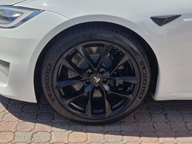 Used 2022 Tesla Model S AWD/4WD image 10