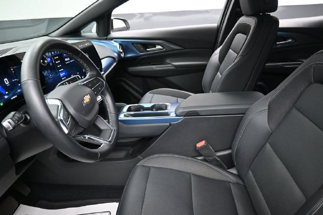 Certified 2024 Chevrolet Equinox EV LT w/ LPO, All-Weather Mat Package FWD image 16