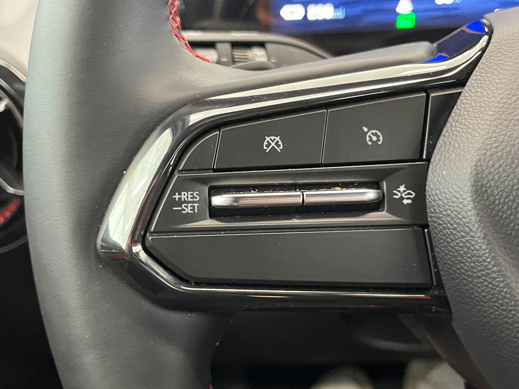 Certified 2024 Chevrolet Equinox EV RS image 22