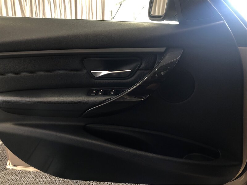 Used 2015 BMW 335i Sedan RWD image 17