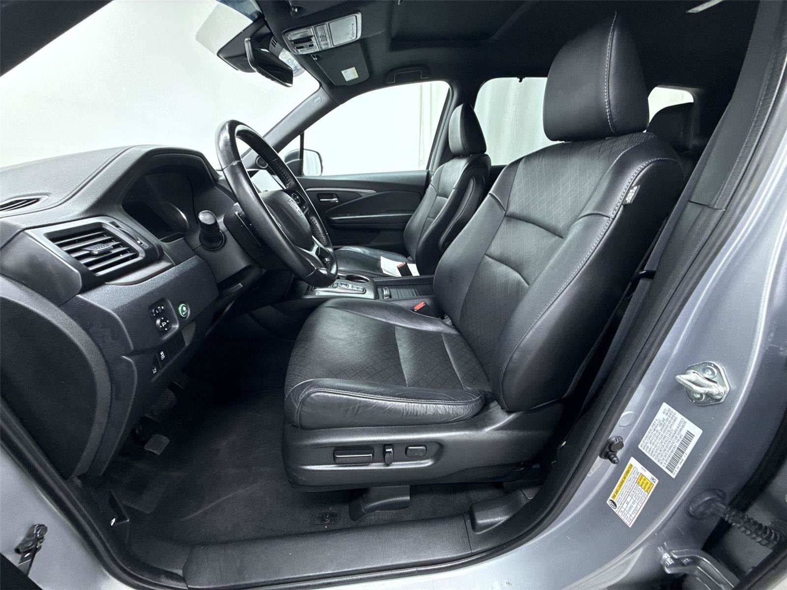 Used 2021 Honda Passport EX-L image 11