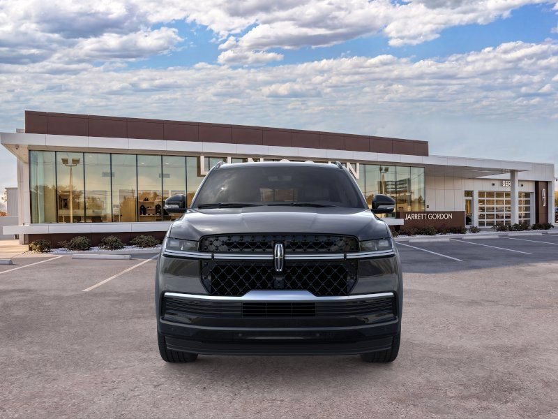 New 2026 Lincoln Navigator L Reserve w/ Jet Appearance Package AWD/4WD image 6