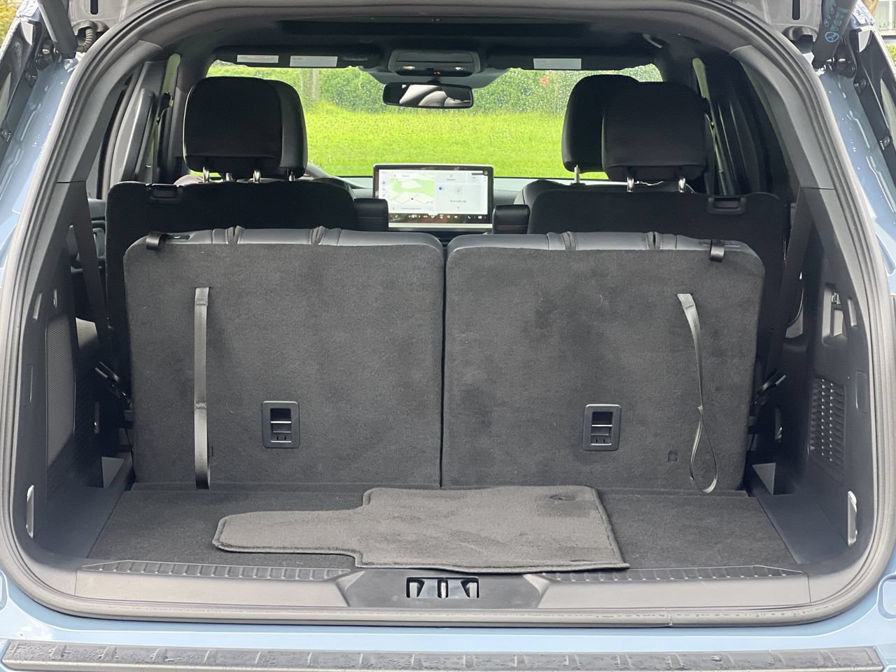 New 2026 Ford Explorer ST-Line w/ ST-Line Street Pack AWD/4WD image 21