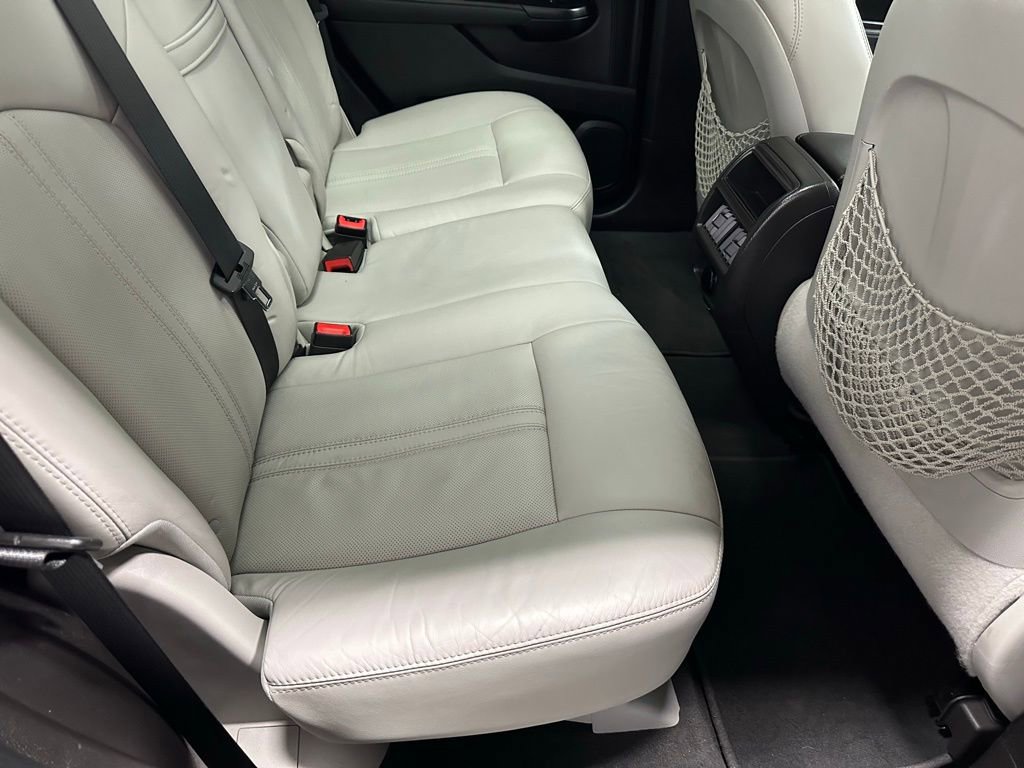 Used 2015 Cadillac SRX Performance w/ Driver Awareness Package image 47