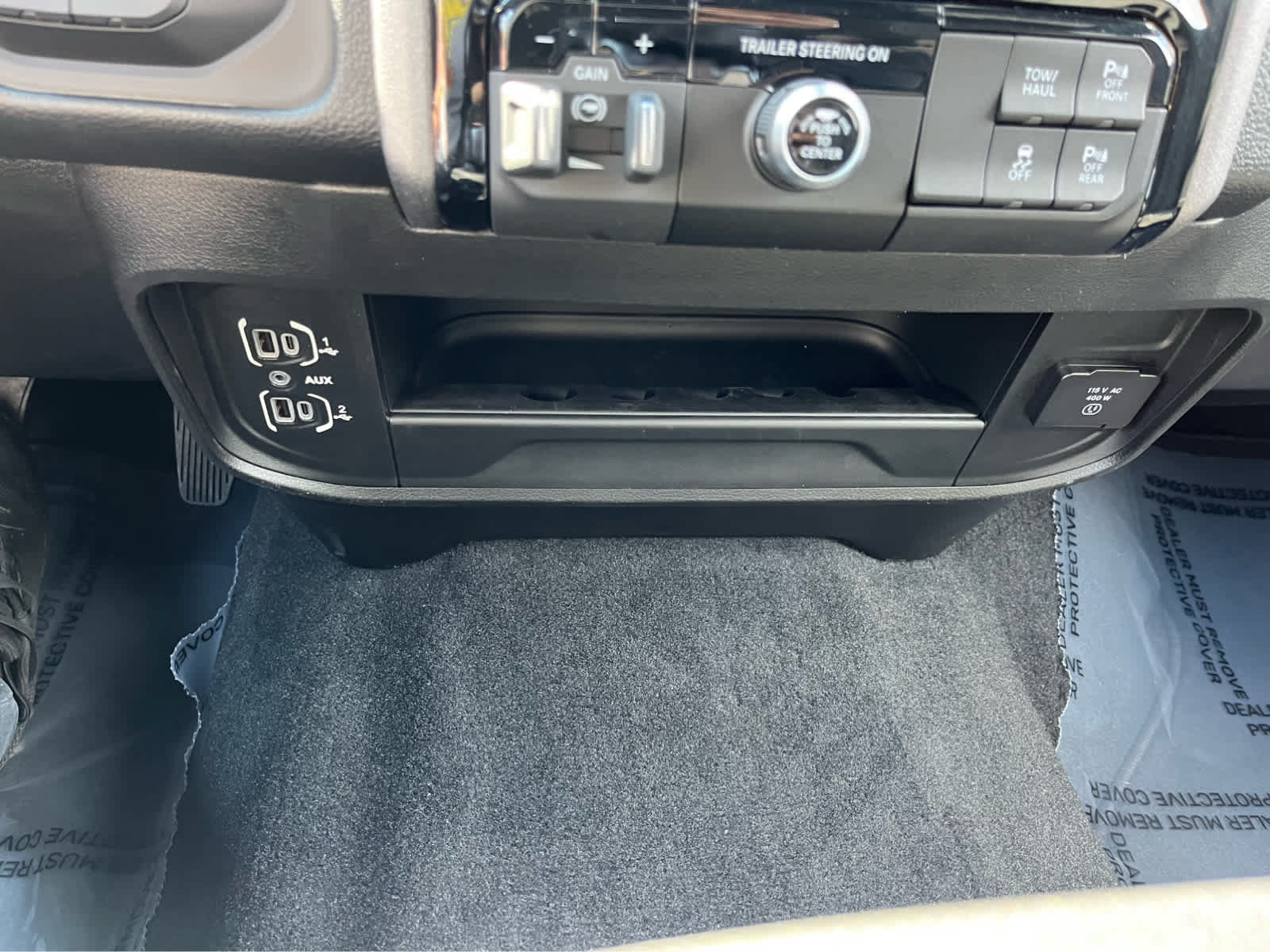 New 2026 RAM 2500 Tradesman AWD/4WD image 17
