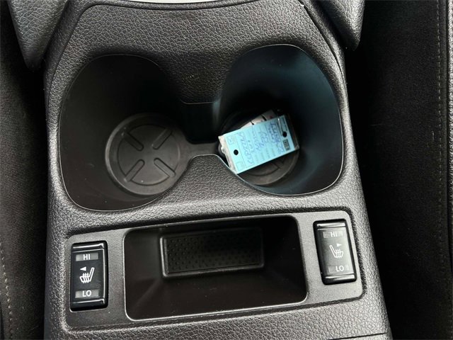 Used 2016 Nissan Rogue SL w/ SL Premium Package image 19