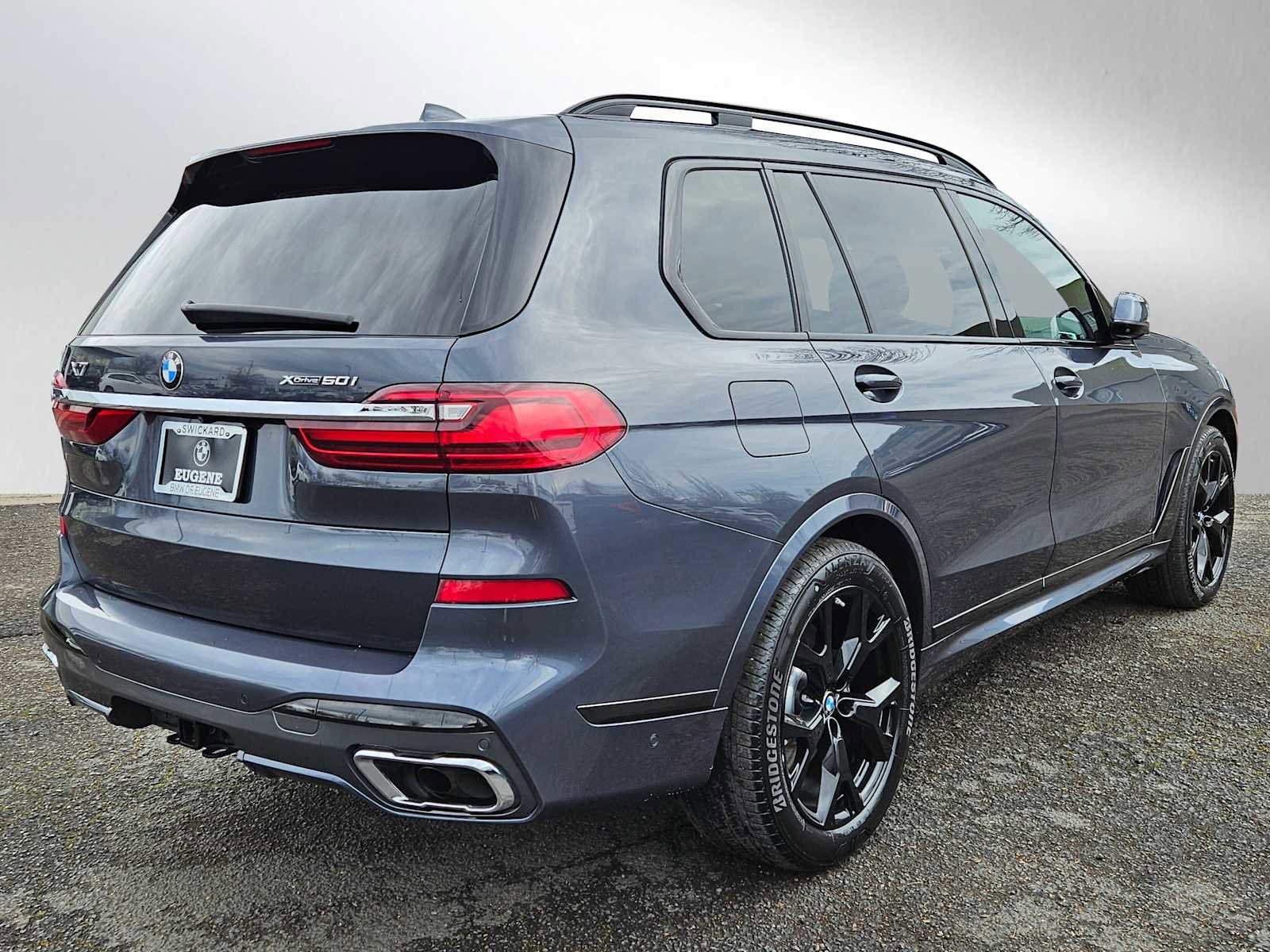 Used 2019 BMW X7 xDrive50i w/ M Sport Package video 3